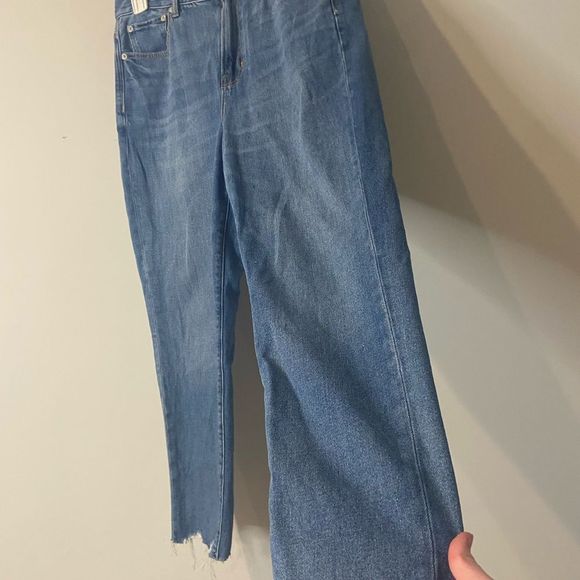 American Eagle Mom Jeans - Picture 2 of 6